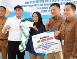 Walikota Lubuk Linggau Melakukan Serah Terima dan Peresmian Rumah Bantuan CSR Program Bedah Rumah 