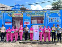 Kapolres Lubuk Linggau Didampingi Ketua Bayangkari Beri Dukungan Moril Pada Personel Yang Bertugas 