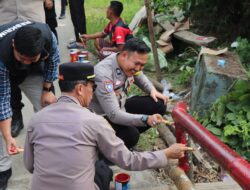 Polres Musi Rawas Renovasi Jembatan Besi Sungai Pring di Desa Pulau Panggung