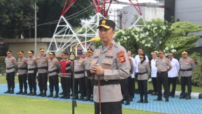 Disiplin Diperketat, Kapolda Sumsel Periksa Senpi Personel