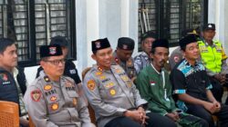 Kapolres Musi Rawas Serahkan Bantuan Tempat Wudhu dari Kapolda Sumsel untuk Ponpes Walisongo