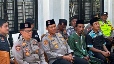 Kapolres Musi Rawas Serahkan Bantuan Tempat Wudhu dari Kapolda Sumsel untuk Ponpes Walisongo