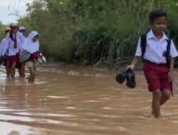 Jalan Desa Sembatu Jaya Musi Rawas Jadi Kubangan Lumpur, Aktivis Kecam Keras Pemkab: Jangan Tutup Mata atas Derita Rakyat