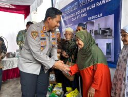 Polres Musi Rawas Bersama PT SMS Wujudkan Mimpi Warga Lewat Penyerahan Kunci Bedah Rumah Ke-15.