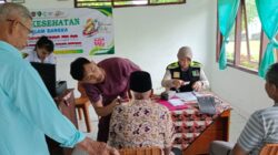 Senyum Bahagia Lansia Tugumulyo: Polres Musi Rawas Gelar Pengobatan Gratis dan Salurkan Tali Asih