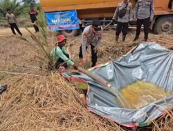 Sumber Air Mengering, Polsek BTS Ulu Datangkan 15 Ribu Liter Air untuk Antisipasi Karhutla